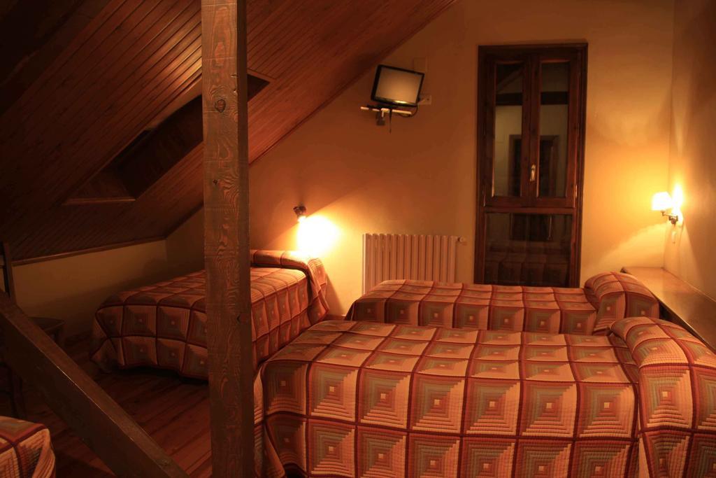 Hotel, Bungalows Y Camping Viu Екстер'єр фото